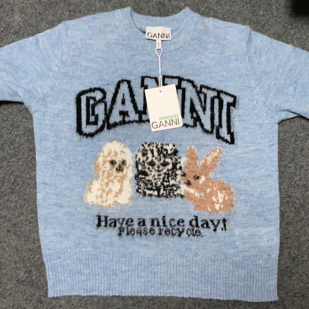 Gianni Blue Sweater short sleeve size Medium